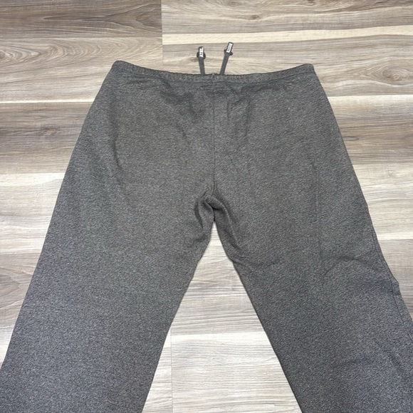 🏁Roots gray Gray Casual joggers size XL - Picture 6 of 7